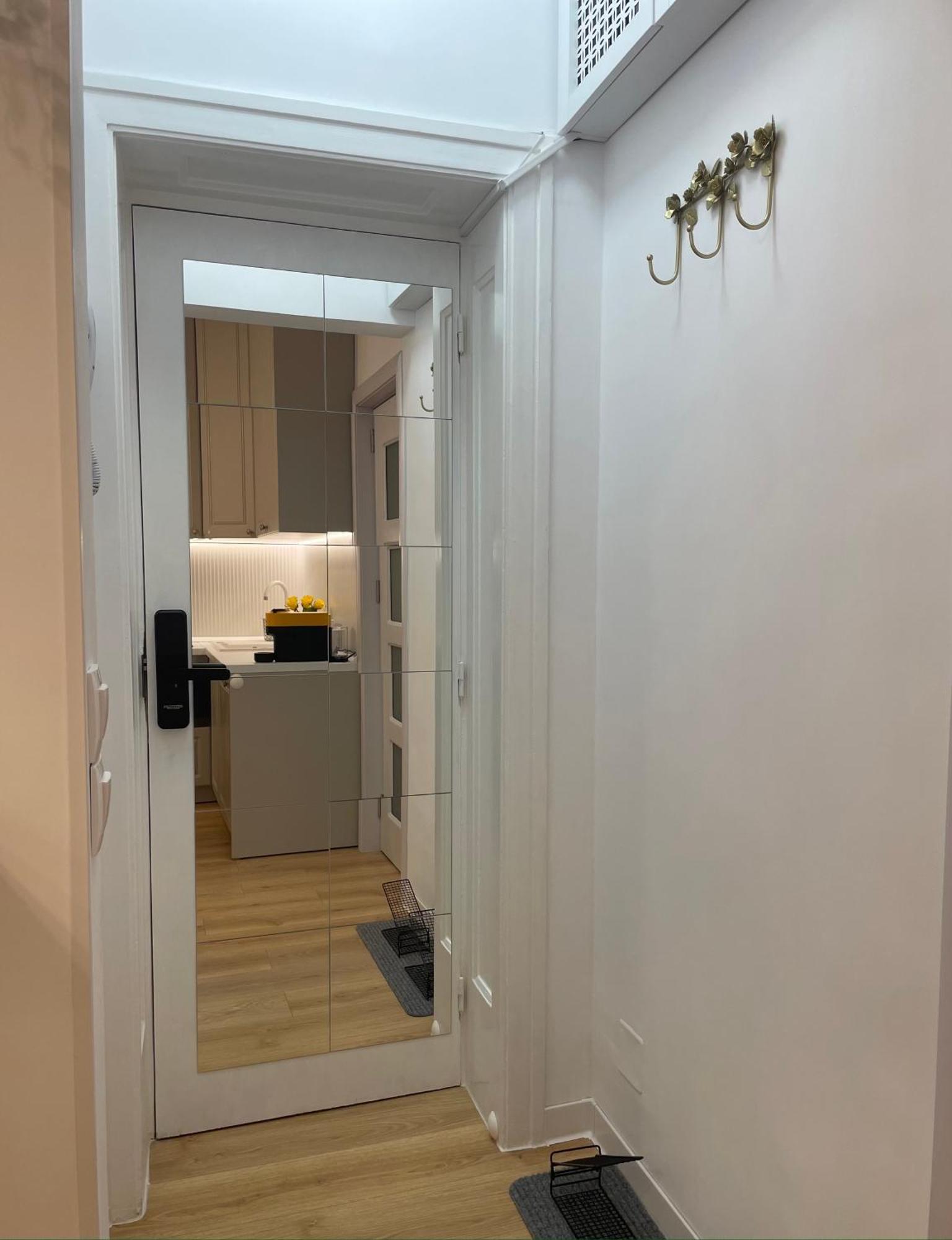 Studio Alice Romana Square Leilighet Bucureşti Eksteriør bilde